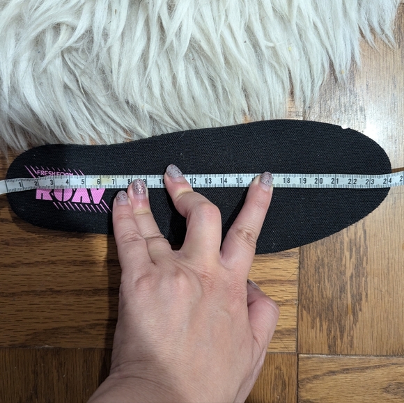 Brand new New Balance shoes - Picture 5 of 5